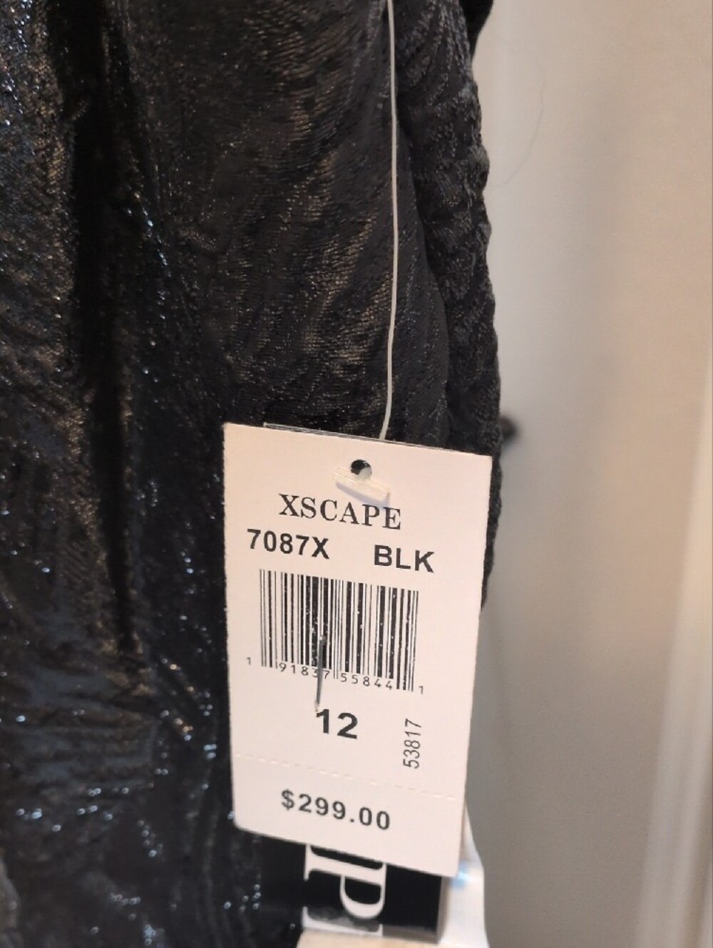 Xscape One-Shoulder Black Textured Evening Dress Size 12 DEFECT - Picture 5 of 10
